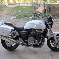 惠州22000出售CB1000和08 DRZ400