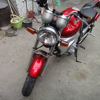 代友出售一台精神小海豚，刚换一套全新外壳，机器很好.价格8500，可小刀!