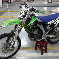 @@@@@@@@@@@@@@@@@出05年川崎KXF250一部！～精神暴力，欢迎骚扰！@@@（也可换车啊）