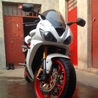 07款凯旋675，车况免检两万八可小刀~~~~