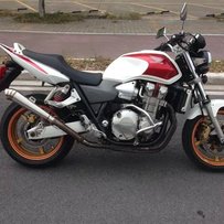 出售一部超精神CB1300.