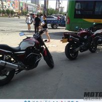 惠州市博罗县园洲镇代友出售一台96年CB400，13500元。改三代尾！接受换车！