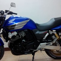 梅城慢出一手纯水07年CB400三代