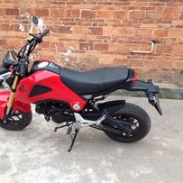 湛江市区代友出售全新回来回来典黑红MSX125