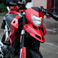 广州番禺代友出售Ducati HyperMotard 1100