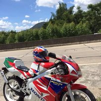 出售极干离三仔