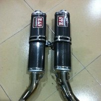中山岀售吉川排气管一对