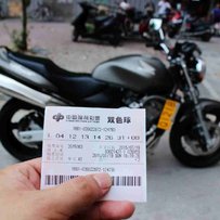 深圳出02年黄蜂600 94年CB400