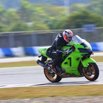 广州出件赛车皮衣 身高175-180CM高大骑士 骑士请进·~!