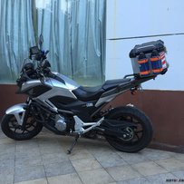 深圳龙岗出售三部摩托车