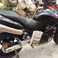 代友出售一台黄锋250