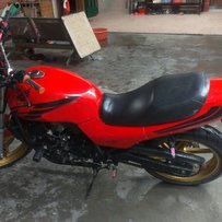 白云出蓝寳石一台