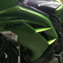 惠州市博罗县园洲镇出售一台自用13年川崎EN6F，23500元。年会会场可看车！