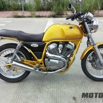 雅马哈复古女妖SRV250