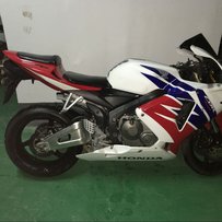 广州增城 代友出 05美版F5