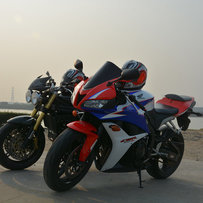 顺德容桂出售凯旋1050青蛙王子和07款F5