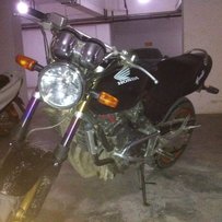 广西出精神99小黄蜂