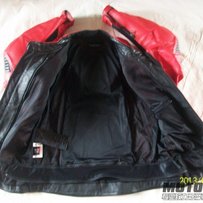 dainese 钛金属带驼峰防摔上衣。夏季牛皮打孔版 9.999新