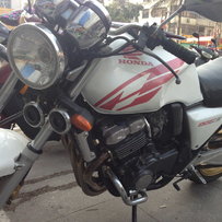 转让台，94年的CB400