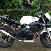 出台朋友改的CBR22期街跑  视频