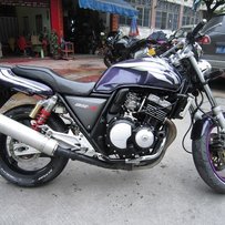 福建省龙岩市新罗区 代友发帖 94 CB400一台