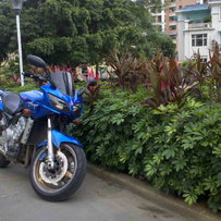 含泪告别了我的03FZ1000了~为了家庭和谐暂别摩托了。