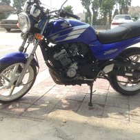 出售超精神蓝宝石250.各方面都很好，