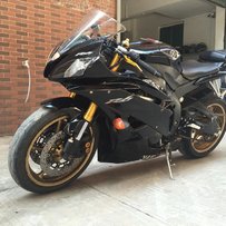 低价出售07雅马哈R6