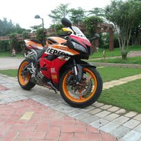 东莞出售09年本田F5CBR600,JC一手车，原板