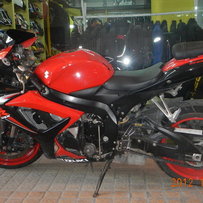 代友出售三台车 CBR1000  VFR800  GSX600