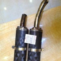 出售兄弟排气 和suomy头盔