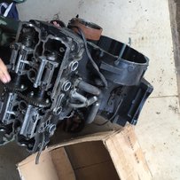 出售CB400-1代 发动机拆件。如果玩cb一代的发动机零件坏的，可以进来看看。