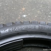 江门代友出CB一代原装排气前段，650GS前胎，几条国产排气，内祥。