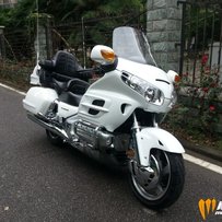 02年金翼1800一降到底