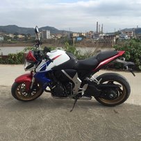 大黄蜂CB1000R  接受换跑车。