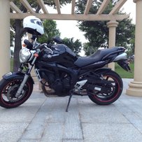 中山出自用yamaha FZ6N
