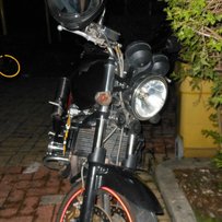 深圳出02ZRX400和06CB400