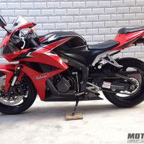 广西百色市出售美版07本田CBR600(F5)