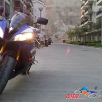 广西梧州出售极品08纪念版R6 自大刀一下53800 和GN250 改复古BOBBER风格