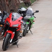 韶关仁化代友出精神ZXR碟灯400一台  已经补彩票望版主解封