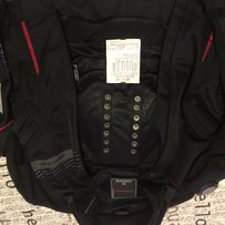 代友出售AGV K3时钟花头盔 另还有骑行服 手套 护膝