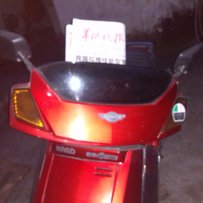 广东中山3000出光阳名流125，俗称跳灯名流或弹灯名流。