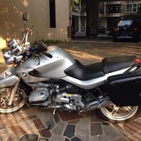 广州增城代友出售漂亮的04年宝马R850R（带原装边箱）