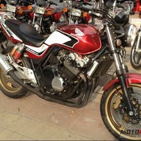 广州新塘镇出售07年CB400。3代