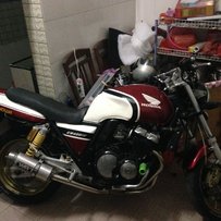 佛山松岗出售94CB400!!