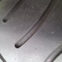 广东韶关代友出售99新象牌120 180轮胎 基本全新