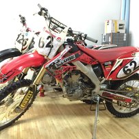 出09款CRF250R，保证好打火，动力爆