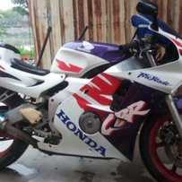 出售台CBR22期5000元，96年CB 12000元