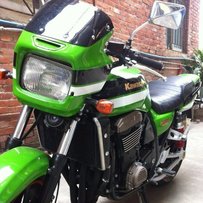 车主出差代友出00年ZRX1100