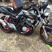 广州黄埔代友出售CB400VTEC一代和VFR800